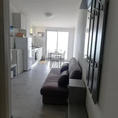 Attico Fronte Mare Lägenhet