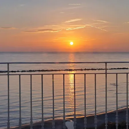 Attico Fronte Mare *