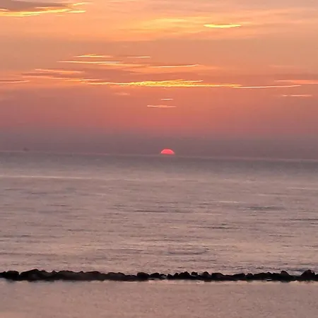 Attico Fronte Mare Lägenhet