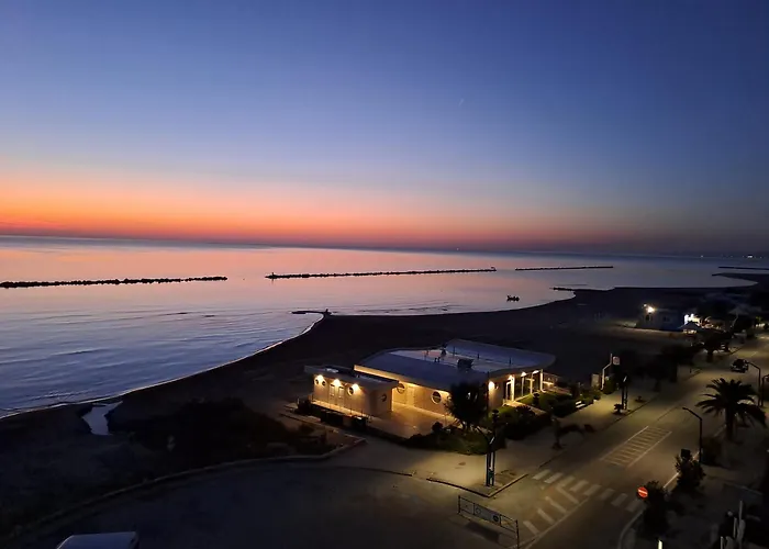 Attico Fronte Mare Apartamento *